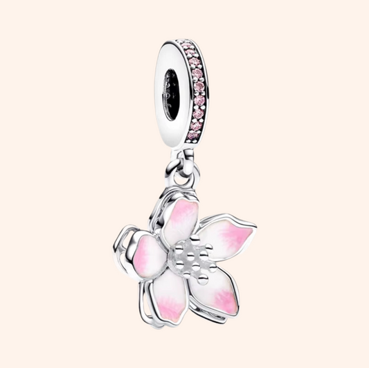 Charm Sakura Rosa S925 𝗘𝗡𝗧𝗥𝗘𝗚𝗔 𝗜𝗡𝗠𝗘𝗗𝗜𝗔𝗧𝗔